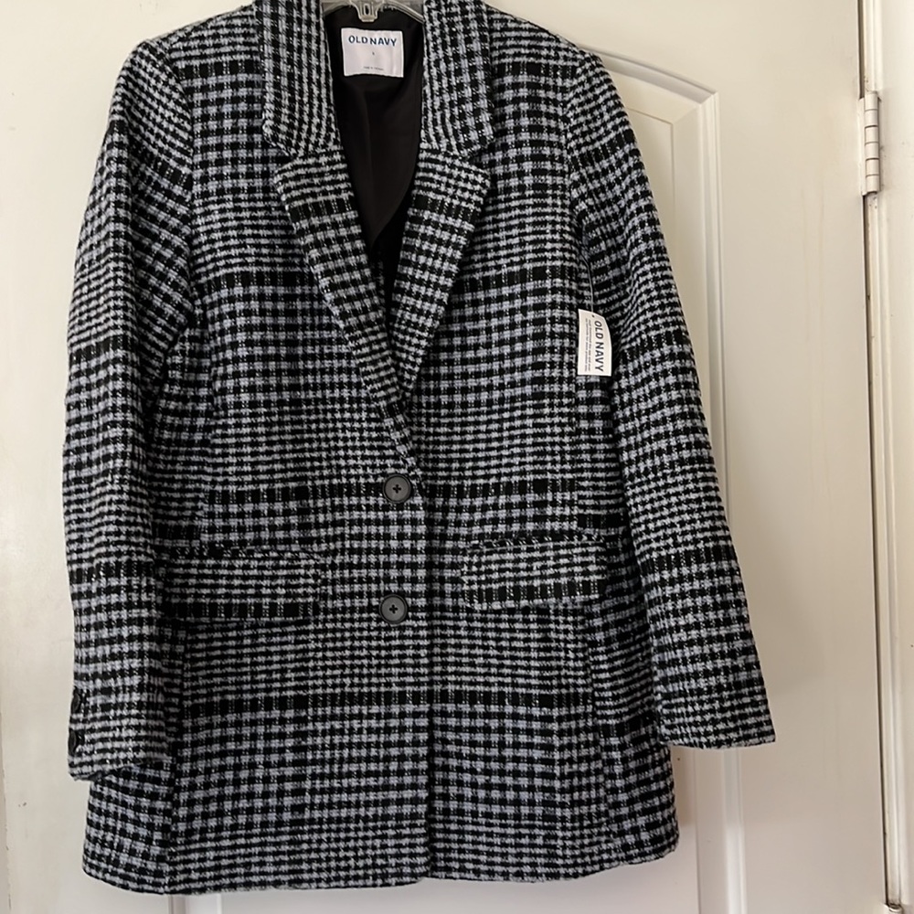 Blazer - Picture 2 of 5